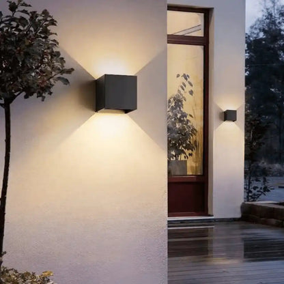 Outdoor Rechargeable Wall Light